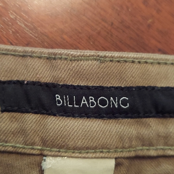 Billabong distressed shorts 25 - Picture 6 of 7